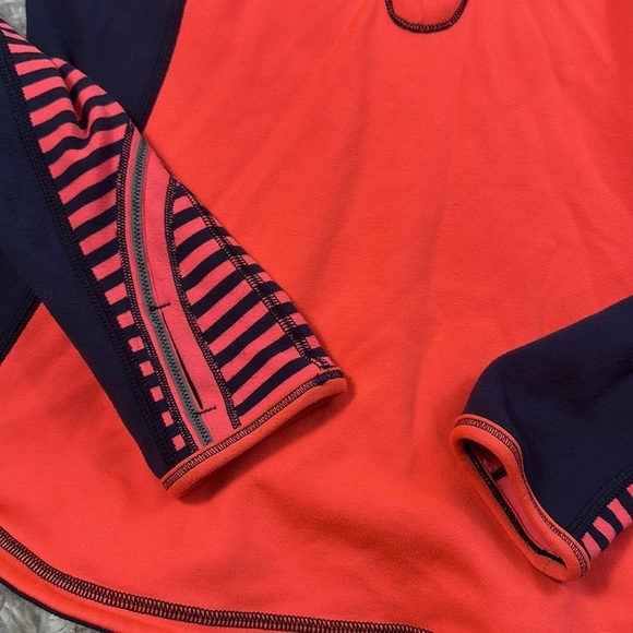 Lululemon Run: U-Turn Pullover Light Flare / Inkwell / Classic Stripe Light Flar - Picture 3 of 7